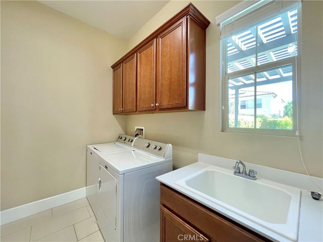 71 Rexford, Irvine, CA 92620