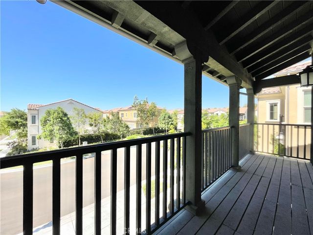 71 Rexford, Irvine, CA 92620