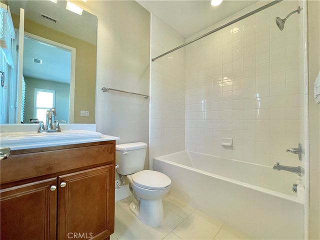 71 Rexford, Irvine, CA 92620