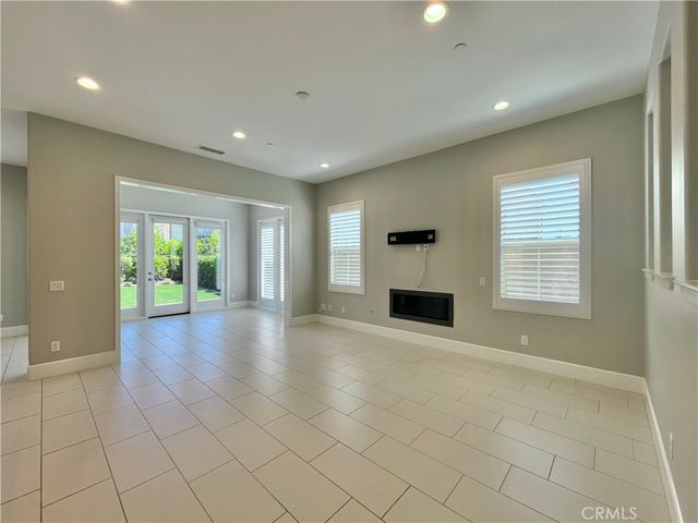 71 Rexford, Irvine, CA 92620