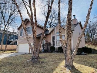 1525 Gatewood Street, Leavenworth, KS 66048