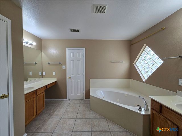 5812 Durango Drive, Killeen, TX 76542