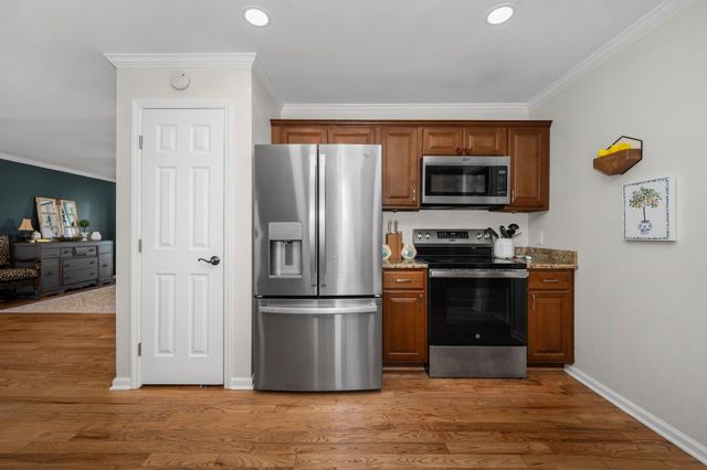 131 Arrowhead Dr, Hendersonville, TN 37075