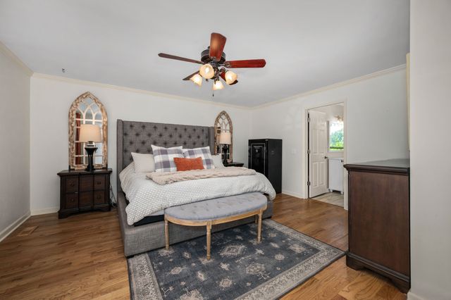 131 Arrowhead Dr, Hendersonville, TN 37075