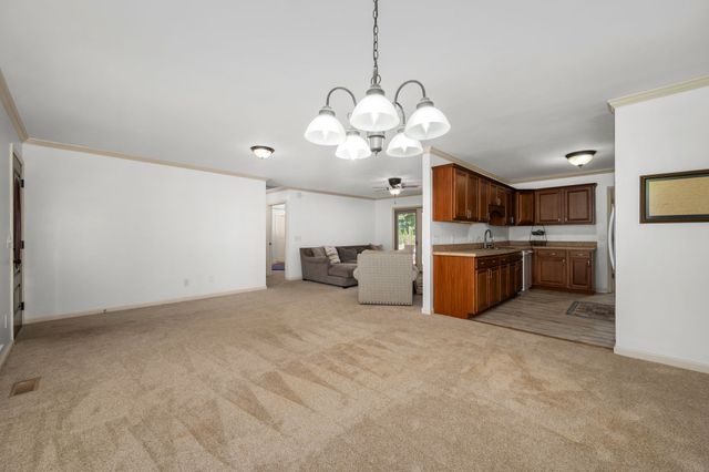 131 Arrowhead Dr, Hendersonville, TN 37075