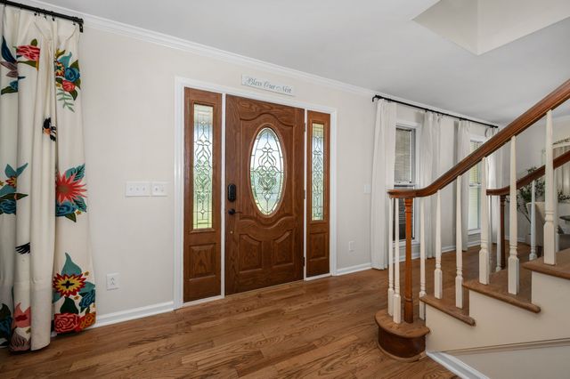 131 Arrowhead Dr, Hendersonville, TN 37075