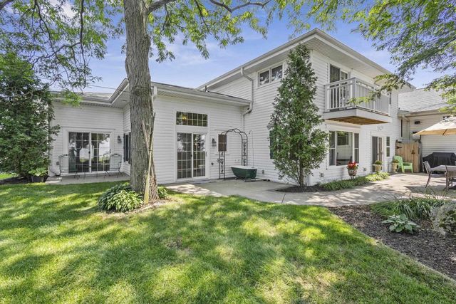 3283 NICOLET DRIVE, Green Bay, WI 54311