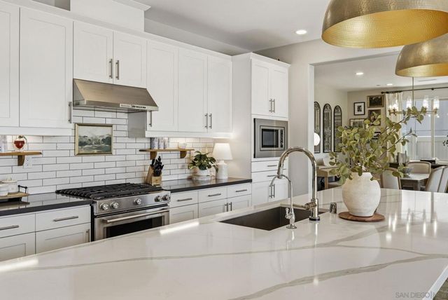 8959 Hightail Drive, Santee, CA 92071