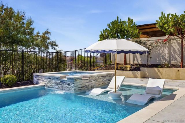 8959 Hightail Drive, Santee, CA 92071