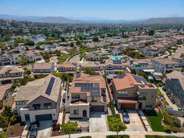 8959 Hightail Drive, Santee, CA 92071
