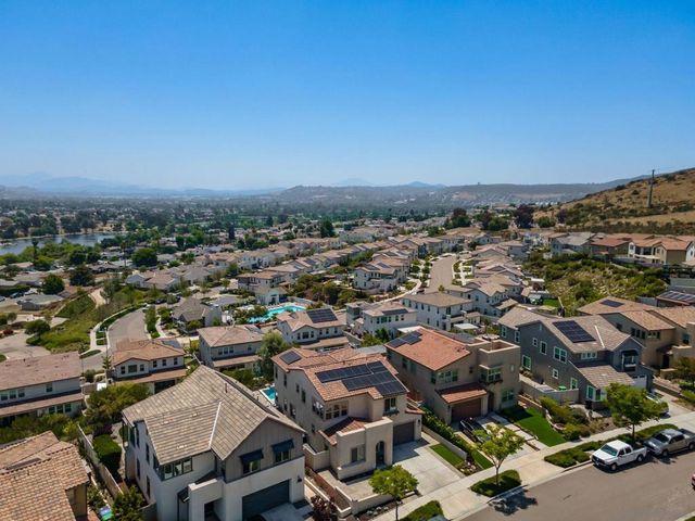 8959 Hightail Drive, Santee, CA 92071