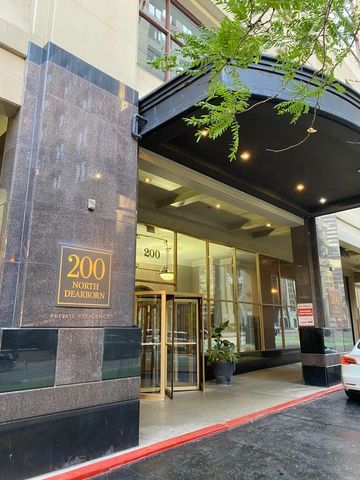 200 N Dearborn Street 804, Chicago, IL 60601