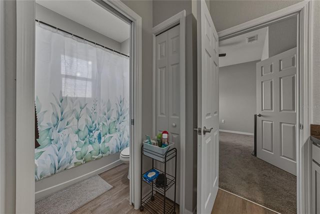 929 MONTGOMERY LANE, Polk City, FL 33868