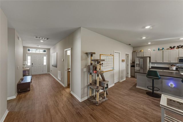 929 MONTGOMERY LANE, Polk City, FL 33868