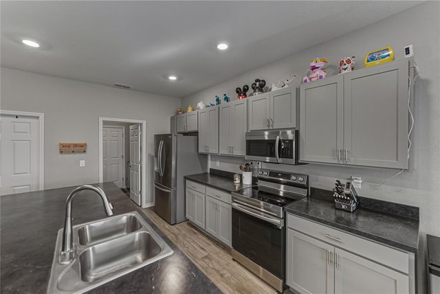 929 MONTGOMERY LANE, Polk City, FL 33868