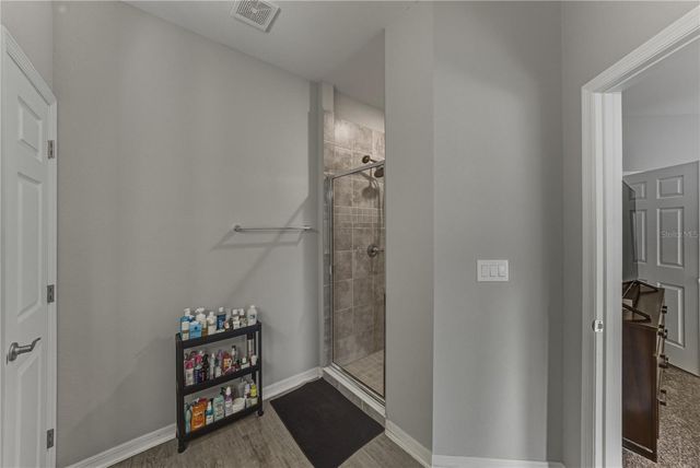 929 MONTGOMERY LANE, Polk City, FL 33868