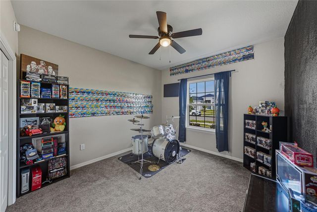 929 MONTGOMERY LANE, Polk City, FL 33868