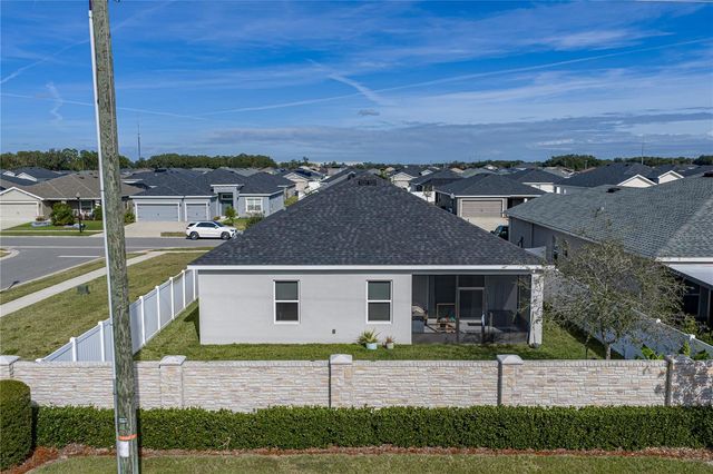 929 MONTGOMERY LANE, Polk City, FL 33868