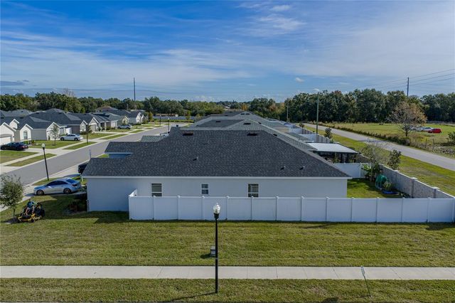 929 MONTGOMERY LANE, Polk City, FL 33868