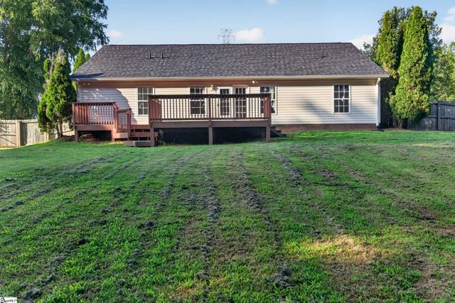 20 Two Gait Lane, Simpsonville, SC 29680