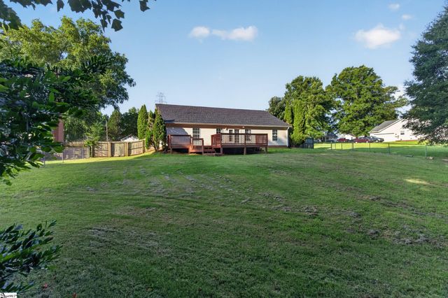 20 Two Gait Lane, Simpsonville, SC 29680