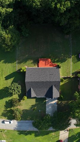 20 Two Gait Lane, Simpsonville, SC 29680
