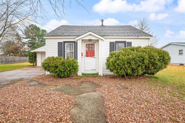 1101 Chestnut Street, Cadillac, MI 49601