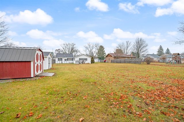 1101 Chestnut Street, Cadillac, MI 49601