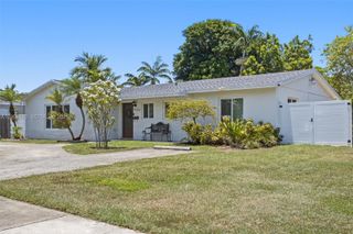9123 SW 181st Street, Palmetto Bay, FL 33157