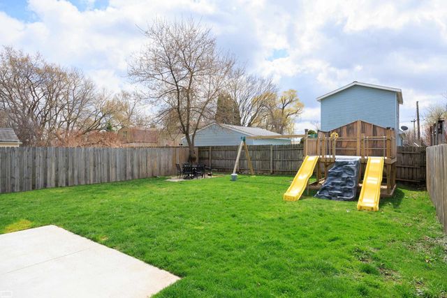 3220 Alpena Street, Burton, MI 48529