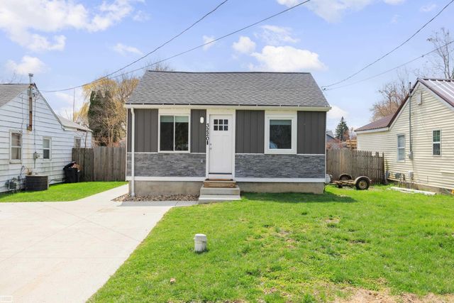 3220 Alpena Street, Burton, MI 48529
