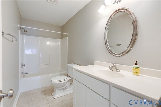 6133 Poppy Seed Ln, Mechanicsville, VA 23111