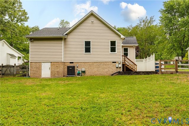 6133 Poppy Seed Ln, Mechanicsville, VA 23111