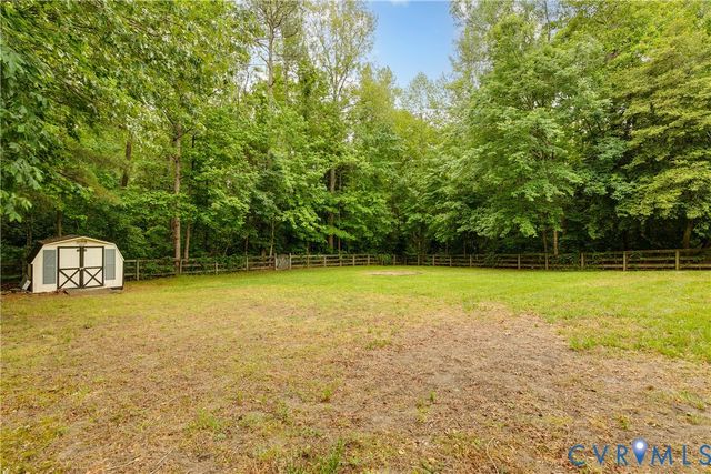 6133 Poppy Seed Ln, Mechanicsville, VA 23111