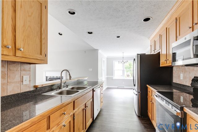 6133 Poppy Seed Ln, Mechanicsville, VA 23111
