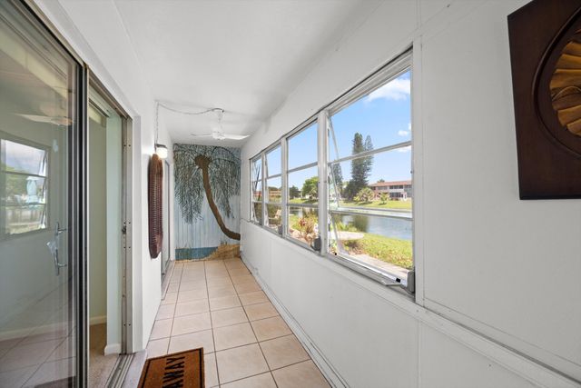 165 Dorchester H, West Palm Beach, FL 33417