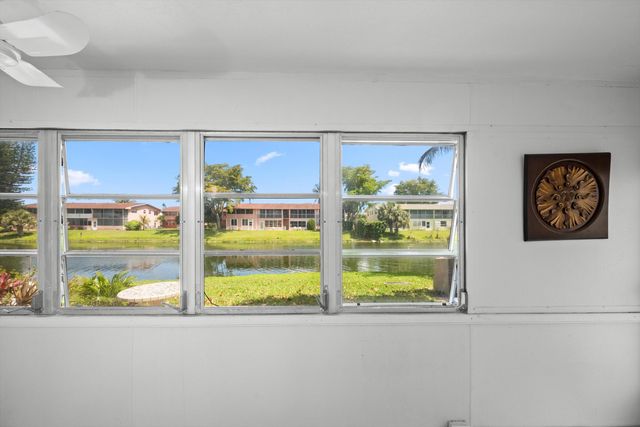 165 Dorchester H, West Palm Beach, FL 33417