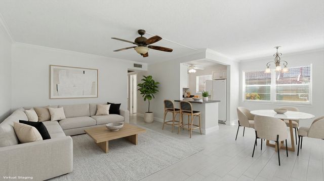 165 Dorchester H, West Palm Beach, FL 33417