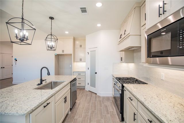 4867 Farmhouse Street, Springdale, AR 72762