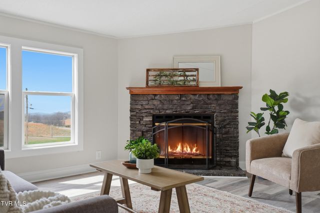 108 Hensley Loop, Jonesborough, TN 37659