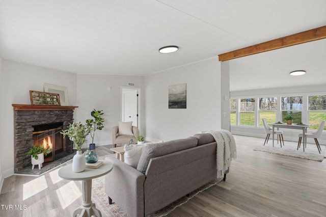 108 Hensley Loop, Jonesborough, TN 37659