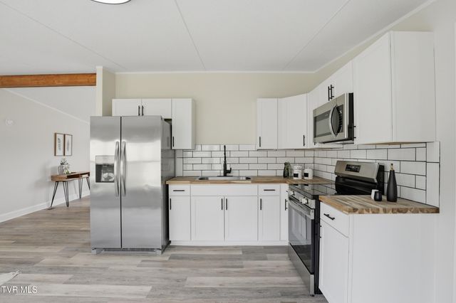 108 Hensley Loop, Jonesborough, TN 37659