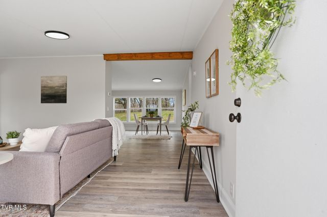 108 Hensley Loop, Jonesborough, TN 37659