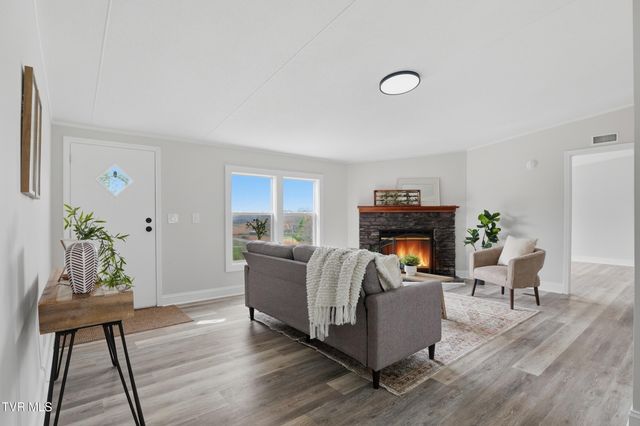 108 Hensley Loop, Jonesborough, TN 37659