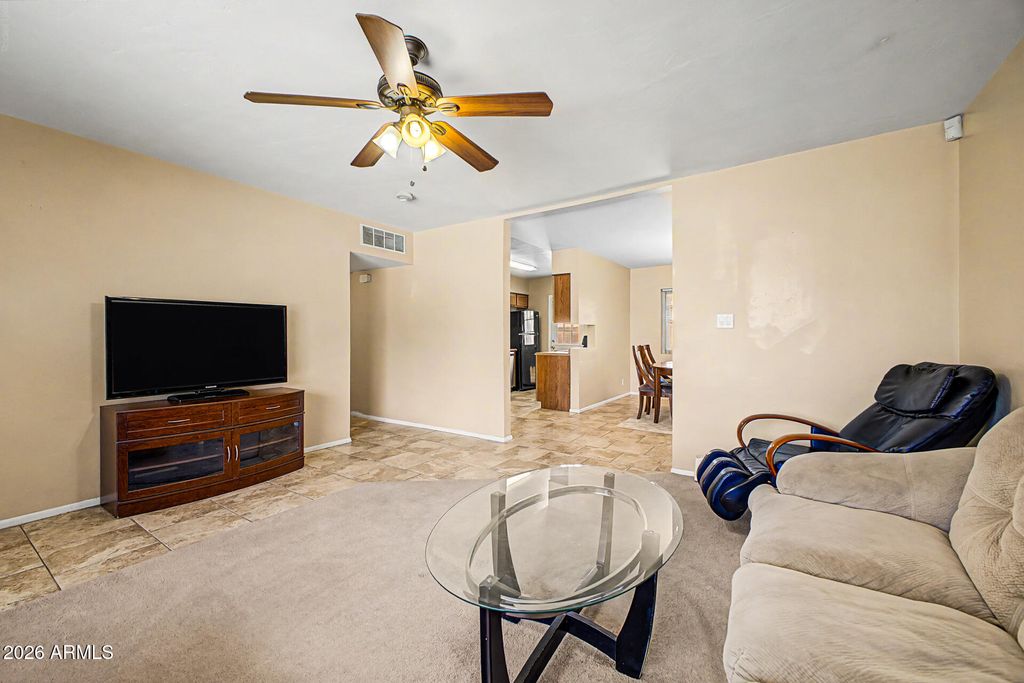 657 W LINDA Lane, Chandler, AZ 85225 — photo 2