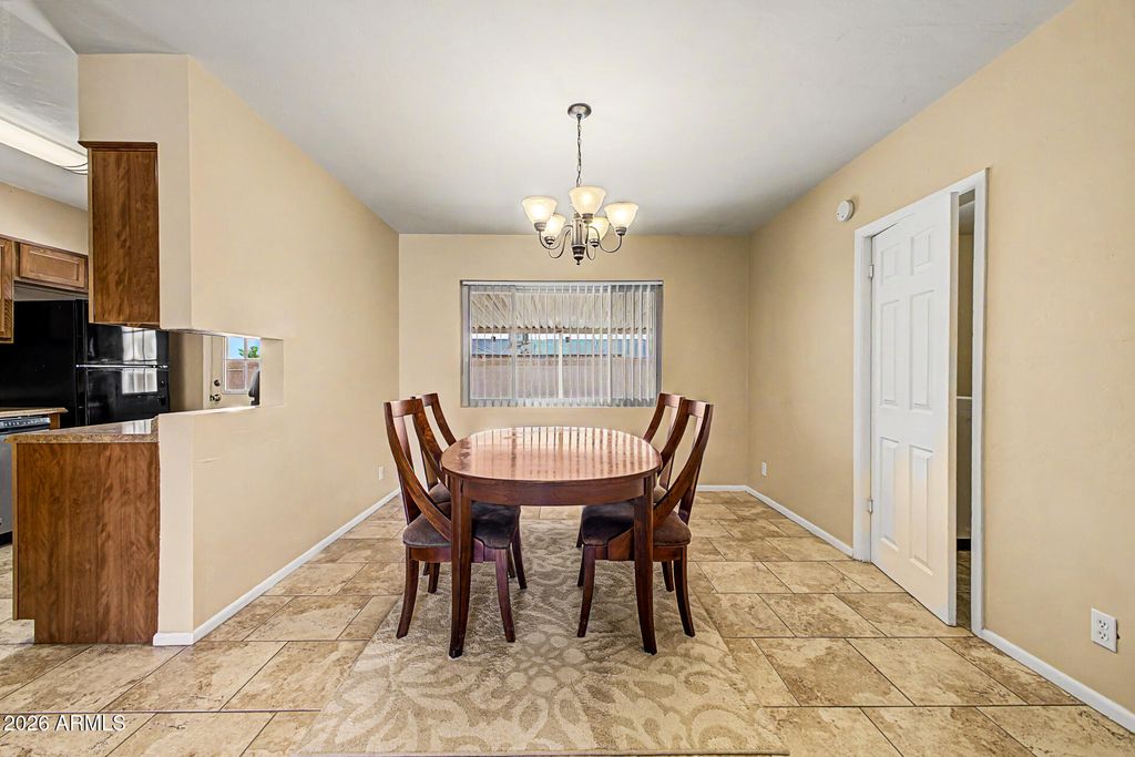 657 W LINDA Lane, Chandler, AZ 85225 — photo 4