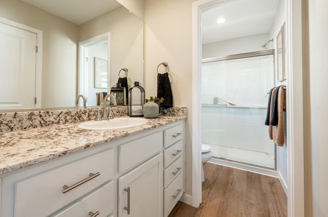 580 Ophelia Avenue, Madera, CA 93636