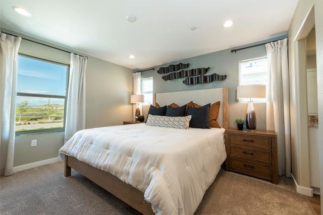 580 Ophelia Avenue, Madera, CA 93636