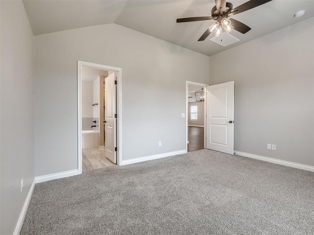 1237 SW 162nd Street, Moore, OK 73170