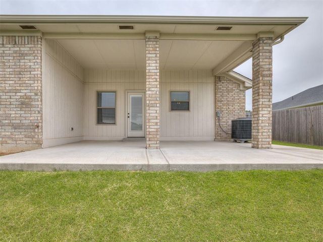 1237 SW 162nd Street, Moore, OK 73170